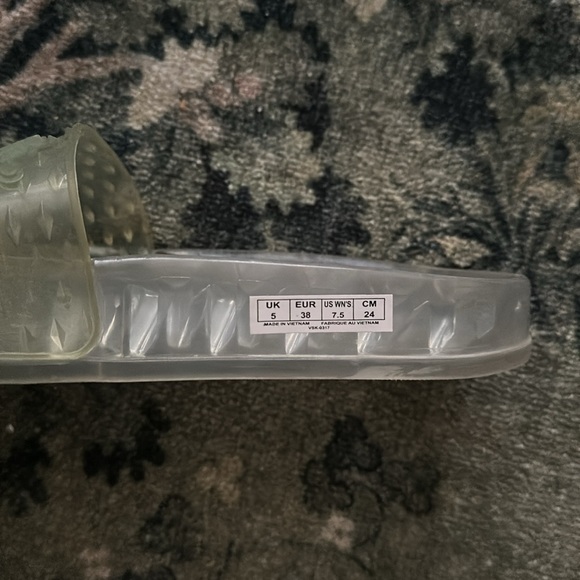 Pre🥰 FENTY by Rihanna PUMA slides - Picture 5 of 5